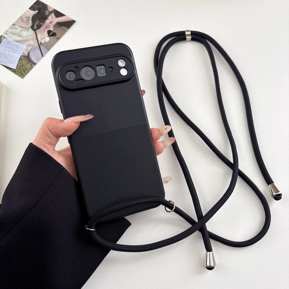 Etui na telefon z matowego TPU – Phone Cases With Loop recenzja i cena